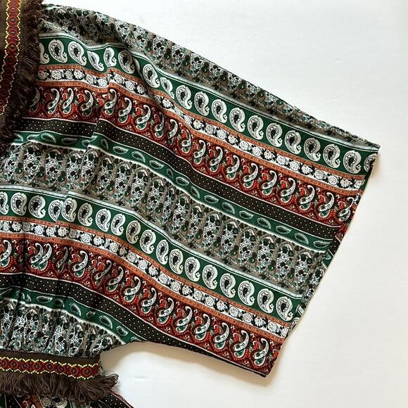 Umgee V-Neck Short Kimono Sleeve Tunic Top Fringe Paisley Aztec Embroidery Sz S - Picture 11 of 13